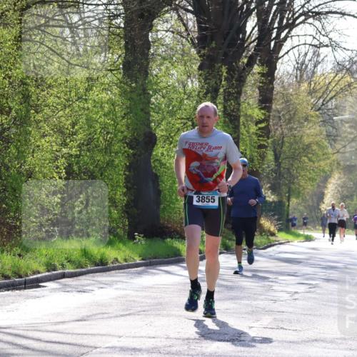 12.04.2026 - 45. Internationalen Wilhelmsburger Insellauf Yannick Fuchs http://msf.ph/oto/9487923 12.04.2026 10:38:41 Laufen 2016, 3855 meine-sportfotos.de
