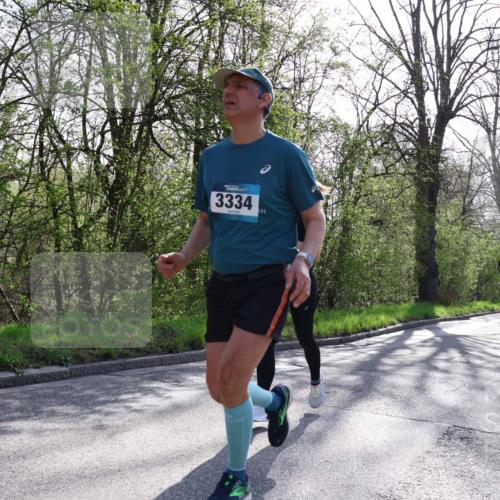 12.04.2026 - 45. Internationalen Wilhelmsburger Insellauf Yannick Fuchs http://msf.ph/oto/9487926 12.04.2026 10:33:00 Laufen 3334, 5824 meine-sportfotos.de