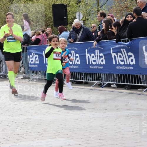 12.04.2026 - 45. Internationalen Wilhelmsburger Insellauf Strokosch-Dieckow http://msf.ph/oto/9487947 12.04.2026 14:10:21 Ziel 86, 132, 417, 60, 746, 664, 218, 203, 633, 963, 1513, 909, 708, 615, 184, 187 meine-sportfotos.de