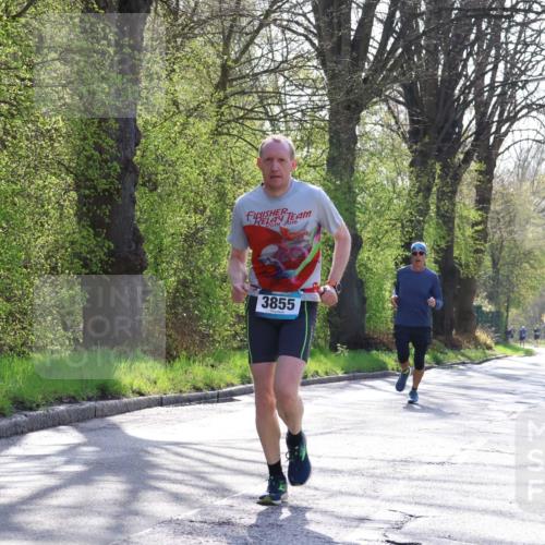 12.04.2026 - 45. Internationalen Wilhelmsburger Insellauf Yannick Fuchs http://msf.ph/oto/9487948 12.04.2026 10:38:43 Laufen 2016, 3855 meine-sportfotos.de