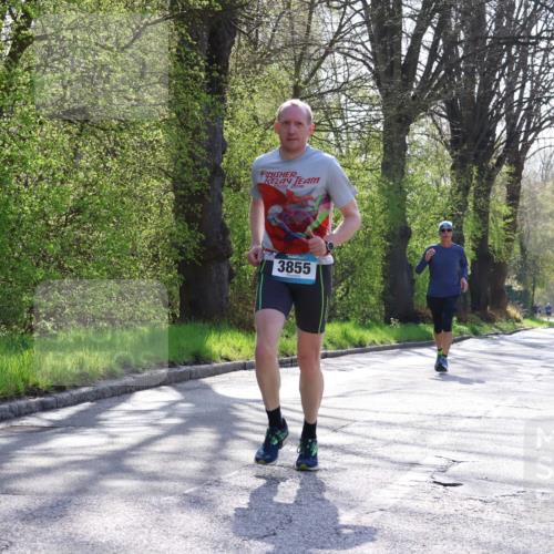 12.04.2026 - 45. Internationalen Wilhelmsburger Insellauf Yannick Fuchs http://msf.ph/oto/9487956 12.04.2026 10:38:44 Laufen 2016, 3855 meine-sportfotos.de