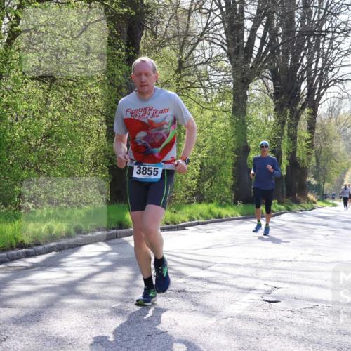 12.04.2026 - 45. Internationalen Wilhelmsburger Insellauf Yannick Fuchs http://msf.ph/oto/9487961 12.04.2026 10:38:44 Laufen 2016, 3855 meine-sportfotos.de