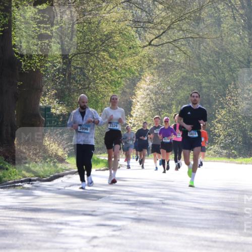 12.04.2026 - 45. Internationalen Wilhelmsburger Insellauf Yannick Fuchs http://msf.ph/oto/9488027 12.04.2026 10:38:50 Laufen 3996, 3329, 4925, 3459 meine-sportfotos.de
