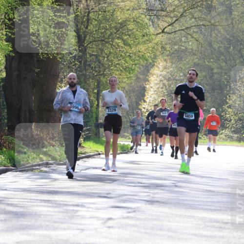 12.04.2026 - 45. Internationalen Wilhelmsburger Insellauf Yannick Fuchs http://msf.ph/oto/9488037 12.04.2026 10:38:52 Laufen 3996, 3329, 2935, 3608, 492, 3459, 5671 meine-sportfotos.de