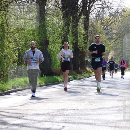 12.04.2026 - 45. Internationalen Wilhelmsburger Insellauf Yannick Fuchs http://msf.ph/oto/9488048 12.04.2026 10:38:59 Laufen 3329, 3459, 3996, 4929, 2154, 2334 meine-sportfotos.de