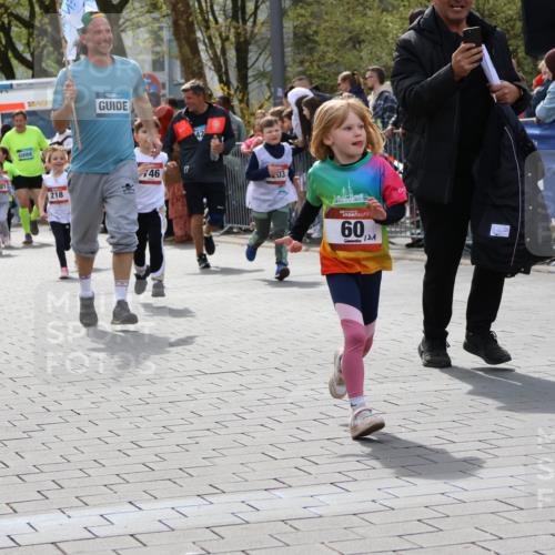 12.04.2026 - 45. Internationalen Wilhelmsburger Insellauf Strokosch-Dieckow http://msf.ph/oto/9488050 12.04.2026 14:10:16 Ziel 189, 269, 1524, 961, 938, 198, 932, 639, 205, 153, 48, 86, 132, 417, 60, 746, 664, 218, 203, 633 meine-sportfotos.de