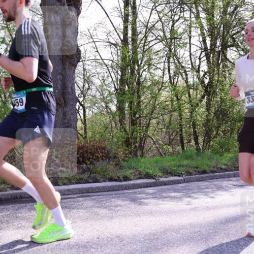 12.04.2026 - 45. Internationalen Wilhelmsburger Insellauf Yannick Fuchs http://msf.ph/oto/9488120 12.04.2026 10:39:06 Laufen 59, 3329 meine-sportfotos.de
