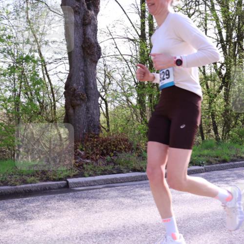 12.04.2026 - 45. Internationalen Wilhelmsburger Insellauf Yannick Fuchs http://msf.ph/oto/9488124 12.04.2026 10:39:06 Laufen 29 meine-sportfotos.de