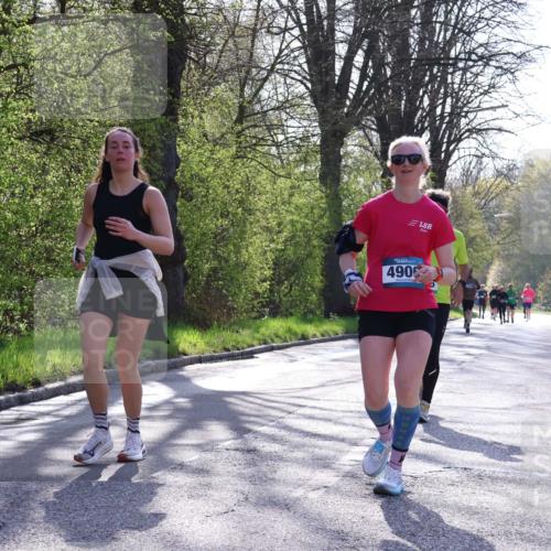 12.04.2026 - 45. Internationalen Wilhelmsburger Insellauf Yannick Fuchs http://msf.ph/oto/9488125 12.04.2026 10:33:28 Laufen 490 meine-sportfotos.de