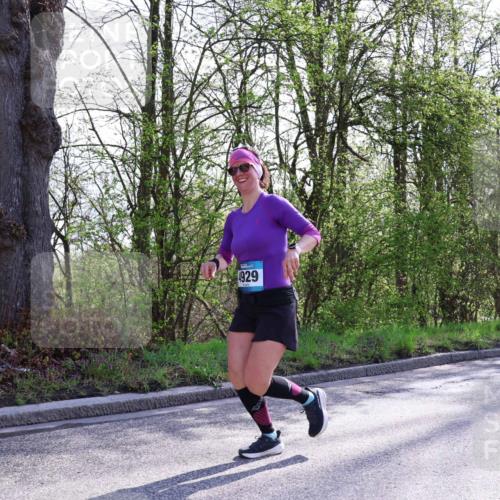 12.04.2026 - 45. Internationalen Wilhelmsburger Insellauf Yannick Fuchs http://msf.ph/oto/9488147 12.04.2026 10:39:13 Laufen 4929 meine-sportfotos.de