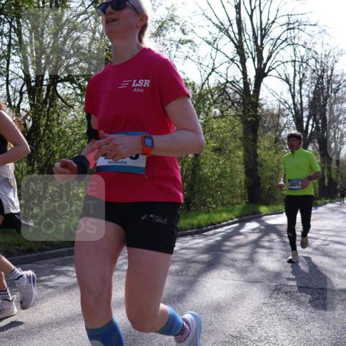 12.04.2026 - 45. Internationalen Wilhelmsburger Insellauf Yannick Fuchs http://msf.ph/oto/9488152 12.04.2026 10:33:30 Laufen 5805 meine-sportfotos.de