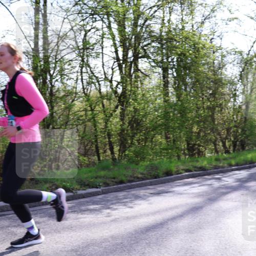 12.04.2026 - 45. Internationalen Wilhelmsburger Insellauf Yannick Fuchs http://msf.ph/oto/9488166 12.04.2026 10:39:15 Laufen  meine-sportfotos.de
