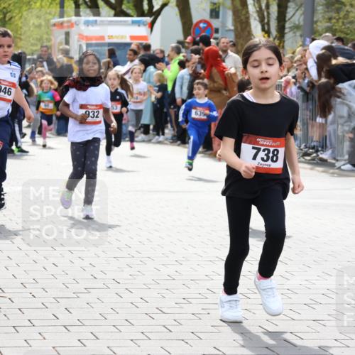 12.04.2026 - 45. Internationalen Wilhelmsburger Insellauf Strokosch-Dieckow http://msf.ph/oto/9488188 12.04.2026 14:10:08 Ziel 745, 207, 920, 770, 182, 19, 913, 181, 529, 942, 157, 1518, 192, 946, 738, 201, 189, 269, 1524, 961, 938, 198, 932, 639, 205, 153, 48 meine-sportfotos.de
