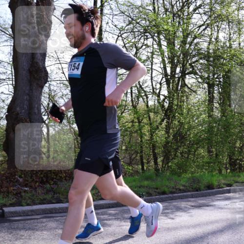 12.04.2026 - 45. Internationalen Wilhelmsburger Insellauf Yannick Fuchs http://msf.ph/oto/9488193 12.04.2026 10:39:17 Laufen 154 meine-sportfotos.de