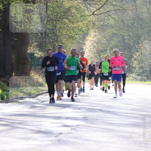 12.04.2026 - 45. Internationalen Wilhelmsburger Insellauf Yannick Fuchs http://msf.ph/oto/9488194 12.04.2026 10:33:34 Laufen 5341, 400, 4739, 4758, 3173 meine-sportfotos.de