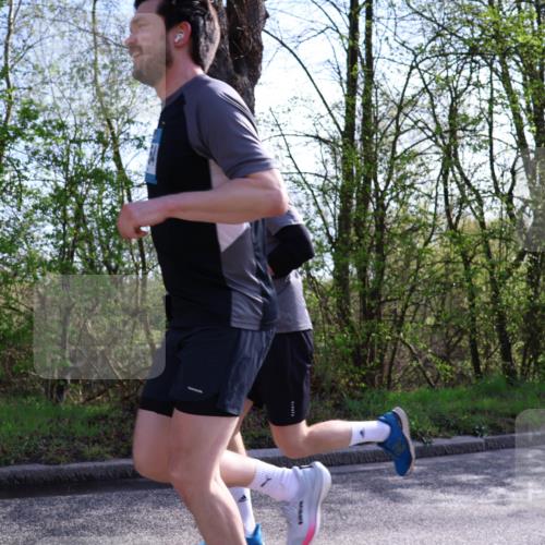 12.04.2026 - 45. Internationalen Wilhelmsburger Insellauf Yannick Fuchs http://msf.ph/oto/9488195 12.04.2026 10:39:17 Laufen  meine-sportfotos.de