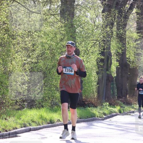 12.04.2026 - 45. Internationalen Wilhelmsburger Insellauf Yannick Fuchs http://msf.ph/oto/9488201 12.04.2026 10:33:35 Laufen 3356, 5341, 4739, 2810, 5009 meine-sportfotos.de