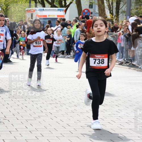 12.04.2026 - 45. Internationalen Wilhelmsburger Insellauf Strokosch-Dieckow http://msf.ph/oto/9488203 12.04.2026 14:10:08 Ziel 745, 207, 920, 770, 182, 19, 913, 181, 529, 942, 157, 1518, 192, 946, 738, 201, 189, 269, 1524, 961, 938, 198, 932, 639, 205, 153, 48 meine-sportfotos.de
