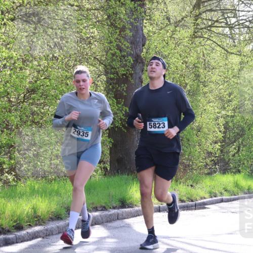 12.04.2026 - 45. Internationalen Wilhelmsburger Insellauf Yannick Fuchs http://msf.ph/oto/9488215 12.04.2026 10:39:19 Laufen 2935, 5823 meine-sportfotos.de