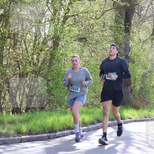 12.04.2026 - 45. Internationalen Wilhelmsburger Insellauf Yannick Fuchs http://msf.ph/oto/9488226 12.04.2026 10:39:20 Laufen 2935 meine-sportfotos.de