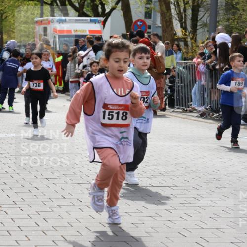 12.04.2026 - 45. Internationalen Wilhelmsburger Insellauf Strokosch-Dieckow http://msf.ph/oto/9488255 12.04.2026 14:10:04 Ziel 640, 248, 441, 723, 119, 186, 224, 745, 207, 920, 770, 182, 19, 913, 181, 529, 942, 157, 1518, 192, 946, 738, 201, 189, 269 meine-sportfotos.de