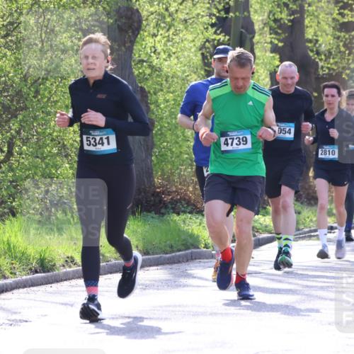 12.04.2026 - 45. Internationalen Wilhelmsburger Insellauf Yannick Fuchs http://msf.ph/oto/9488274 12.04.2026 10:33:41 Laufen 5341, 4739, 054, 3173, 2810 meine-sportfotos.de