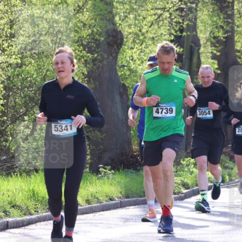 12.04.2026 - 45. Internationalen Wilhelmsburger Insellauf Yannick Fuchs http://msf.ph/oto/9488282 12.04.2026 10:33:42 Laufen 4739, 5341, 3054, 2810, 3173 meine-sportfotos.de