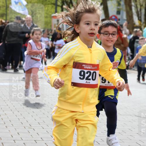 12.04.2026 - 45. Internationalen Wilhelmsburger Insellauf Strokosch-Dieckow http://msf.ph/oto/9488300 12.04.2026 14:10:03 Ziel 1504, 412, 681, 640, 248, 441, 723, 119, 186, 224, 745, 207, 920, 770, 182, 19, 913, 181, 529, 942, 157, 1518, 192, 946, 738, 201 meine-sportfotos.de