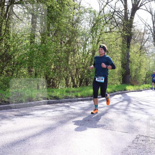 12.04.2026 - 45. Internationalen Wilhelmsburger Insellauf Yannick Fuchs http://msf.ph/oto/9488303 12.04.2026 10:39:27 Laufen 3039 meine-sportfotos.de