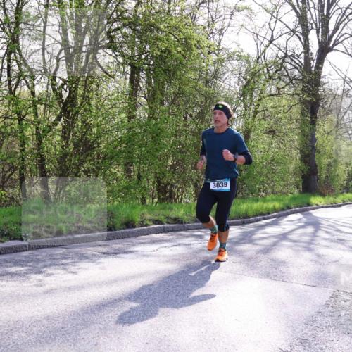 12.04.2026 - 45. Internationalen Wilhelmsburger Insellauf Yannick Fuchs http://msf.ph/oto/9488310 12.04.2026 10:39:27 Laufen 3039 meine-sportfotos.de