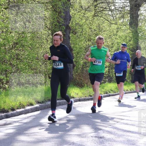 12.04.2026 - 45. Internationalen Wilhelmsburger Insellauf Yannick Fuchs http://msf.ph/oto/9488318 12.04.2026 10:33:44 Laufen 5341, 4739, 3054, 3173, 2810, 2460 meine-sportfotos.de