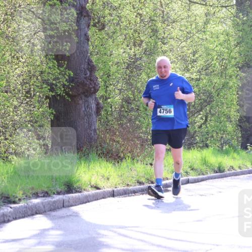 12.04.2026 - 45. Internationalen Wilhelmsburger Insellauf Yannick Fuchs http://msf.ph/oto/9488321 12.04.2026 10:39:29 Laufen 4756, 3234 meine-sportfotos.de