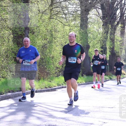12.04.2026 - 45. Internationalen Wilhelmsburger Insellauf Yannick Fuchs http://msf.ph/oto/9488336 12.04.2026 10:39:30 Laufen 4756, 3234, 2506, 04, 049, 4903, 2496, 5671 meine-sportfotos.de