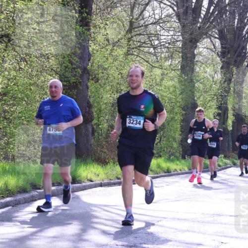 12.04.2026 - 45. Internationalen Wilhelmsburger Insellauf Yannick Fuchs http://msf.ph/oto/9488344 12.04.2026 10:39:31 Laufen 475, 3234, 5671, 2506, 2496, 3049, 4903 meine-sportfotos.de