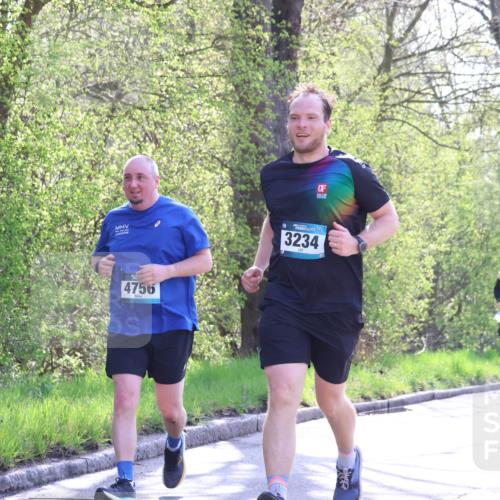 12.04.2026 - 45. Internationalen Wilhelmsburger Insellauf Yannick Fuchs http://msf.ph/oto/9488354 12.04.2026 10:39:32 Laufen 3234, 4756, 2506, 3049 meine-sportfotos.de
