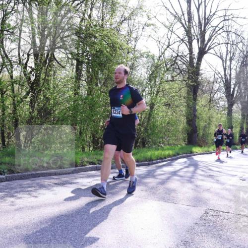 12.04.2026 - 45. Internationalen Wilhelmsburger Insellauf Yannick Fuchs http://msf.ph/oto/9488379 12.04.2026 10:39:33 Laufen 3234, 5671 meine-sportfotos.de