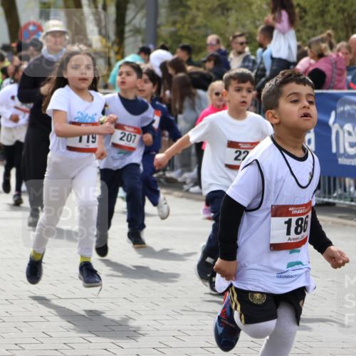 12.04.2026 - 45. Internationalen Wilhelmsburger Insellauf Strokosch-Dieckow http://msf.ph/oto/9488389 12.04.2026 14:09:59 Ziel 907, 158, 268, 543, 721, 1503, 736, 715, 6, 1504, 412, 681, 640, 248, 441, 723, 119, 186, 224, 745, 207, 920, 770, 182, 19, 913, 181, 529, 942, 157, 1518 meine-sportfotos.de