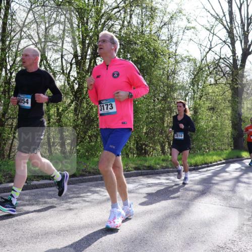 12.04.2026 - 45. Internationalen Wilhelmsburger Insellauf Yannick Fuchs http://msf.ph/oto/9488409 12.04.2026 10:33:51 Laufen 3054, 3173, 2810, 4815, 750 meine-sportfotos.de