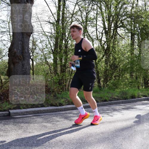 12.04.2026 - 45. Internationalen Wilhelmsburger Insellauf Yannick Fuchs http://msf.ph/oto/9488430 12.04.2026 10:39:38 Laufen 506, 3049 meine-sportfotos.de
