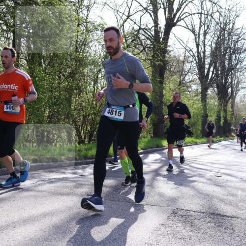 12.04.2026 - 45. Internationalen Wilhelmsburger Insellauf Yannick Fuchs http://msf.ph/oto/9488444 12.04.2026 10:33:53 Laufen 4815, 500 meine-sportfotos.de