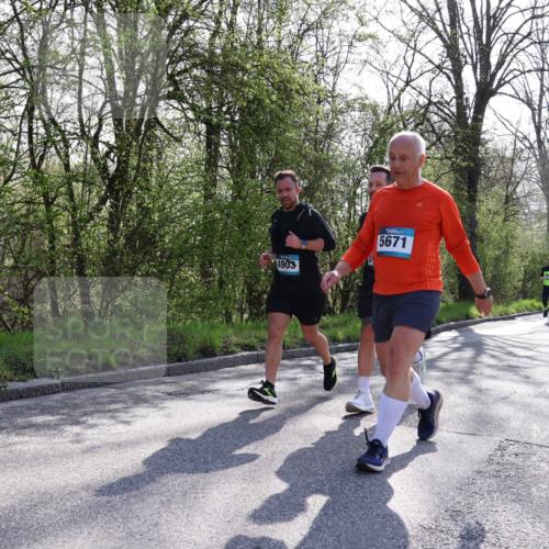 12.04.2026 - 45. Internationalen Wilhelmsburger Insellauf Yannick Fuchs http://msf.ph/oto/9488450 12.04.2026 10:39:39 Laufen 4903, 5671 meine-sportfotos.de