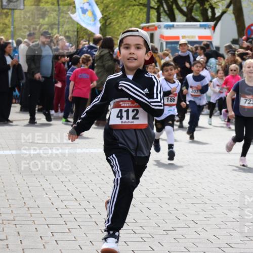 12.04.2026 - 45. Internationalen Wilhelmsburger Insellauf Strokosch-Dieckow http://msf.ph/oto/9488459 12.04.2026 14:09:57 Ziel 720, 719, 907, 158, 268, 543, 721, 1503, 736, 715, 6, 1504, 412, 681, 640, 248, 441, 723, 119, 186, 224, 745, 207, 920, 770, 182, 19 meine-sportfotos.de