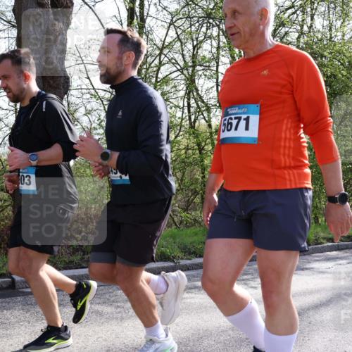12.04.2026 - 45. Internationalen Wilhelmsburger Insellauf Yannick Fuchs http://msf.ph/oto/9488466 12.04.2026 10:39:40 Laufen 03, 5671 meine-sportfotos.de