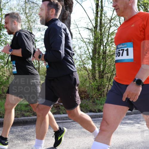 12.04.2026 - 45. Internationalen Wilhelmsburger Insellauf Yannick Fuchs http://msf.ph/oto/9488470 12.04.2026 10:39:41 Laufen 5671 meine-sportfotos.de