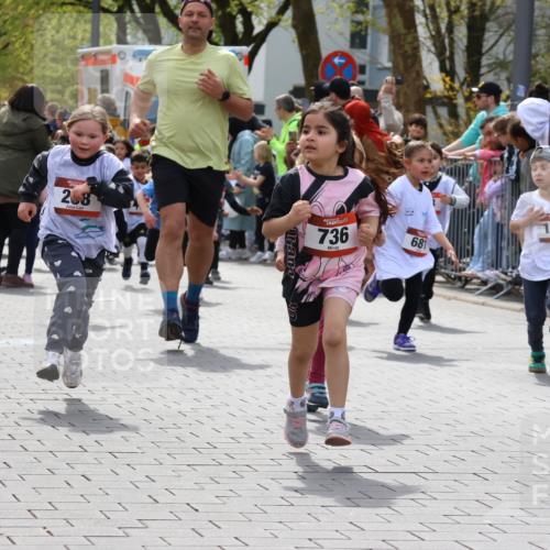 12.04.2026 - 45. Internationalen Wilhelmsburger Insellauf Strokosch-Dieckow http://msf.ph/oto/9488531 12.04.2026 14:09:53 Ziel 284, 44, 200, 563, 53, 712, 1512, 1525, 551, 764, 567, 720, 719, 907, 158, 268, 543, 721, 1503, 736, 715, 6, 1504, 412, 681, 640, 248, 441 meine-sportfotos.de