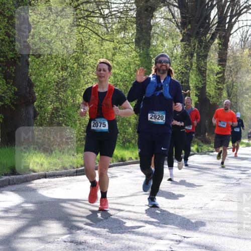 12.04.2026 - 45. Internationalen Wilhelmsburger Insellauf Yannick Fuchs http://msf.ph/oto/9488536 12.04.2026 10:34:01 Laufen 2075, 2920, 5480, 2190, 4531 meine-sportfotos.de
