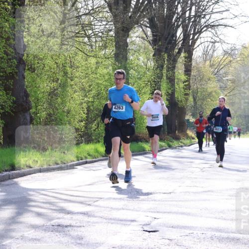 12.04.2026 - 45. Internationalen Wilhelmsburger Insellauf Yannick Fuchs http://msf.ph/oto/9488547 12.04.2026 10:39:56 Laufen 4263, 5608, 4494, 3923 meine-sportfotos.de