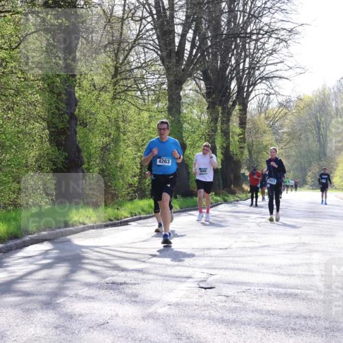 12.04.2026 - 45. Internationalen Wilhelmsburger Insellauf Yannick Fuchs http://msf.ph/oto/9488551 12.04.2026 10:39:56 Laufen 4263, 5608, 3923 meine-sportfotos.de