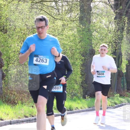 12.04.2026 - 45. Internationalen Wilhelmsburger Insellauf Yannick Fuchs http://msf.ph/oto/9488560 12.04.2026 10:39:57 Laufen 4263, 3887, 5608 meine-sportfotos.de