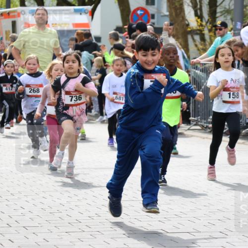 12.04.2026 - 45. Internationalen Wilhelmsburger Insellauf Strokosch-Dieckow http://msf.ph/oto/9488575 12.04.2026 14:09:52 Ziel 7, 917, 284, 44, 200, 563, 53, 712, 1512, 1525, 551, 764, 567, 720, 719, 907, 158, 268, 543, 721, 1503, 736, 715, 6, 1504, 412, 681 meine-sportfotos.de